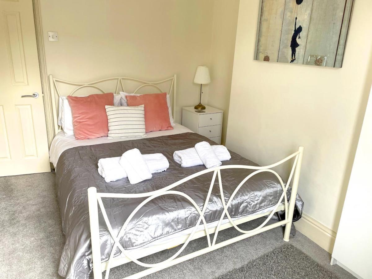 The Vines - Stunning Period Home With Free Parking York Buitenkant foto