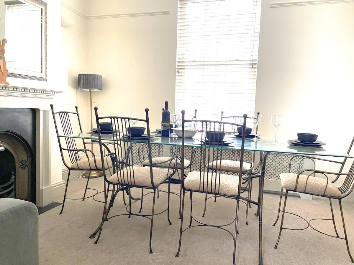 The Vines - Stunning Period Home With Free Parking York Buitenkant foto